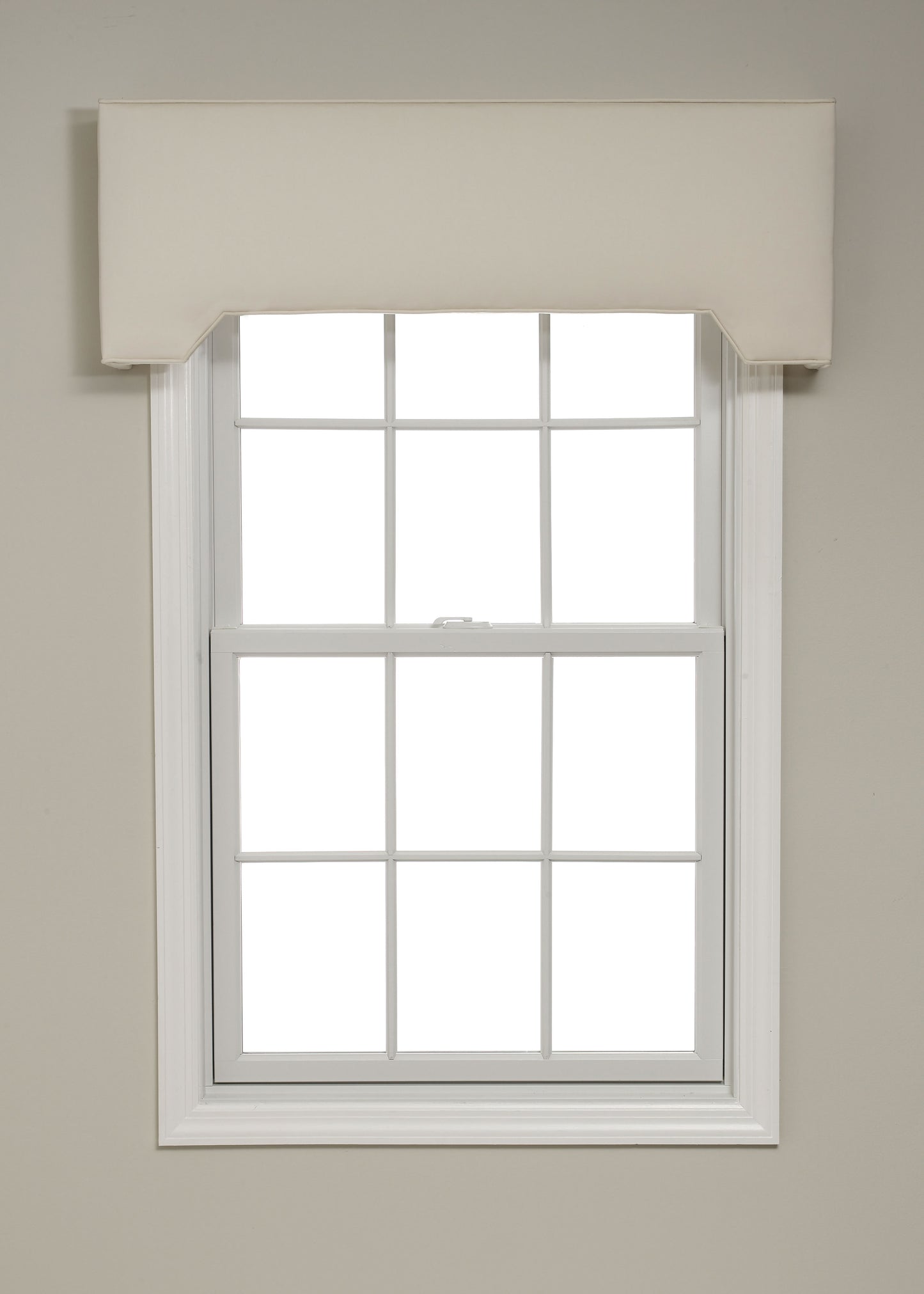 Diane Cornice