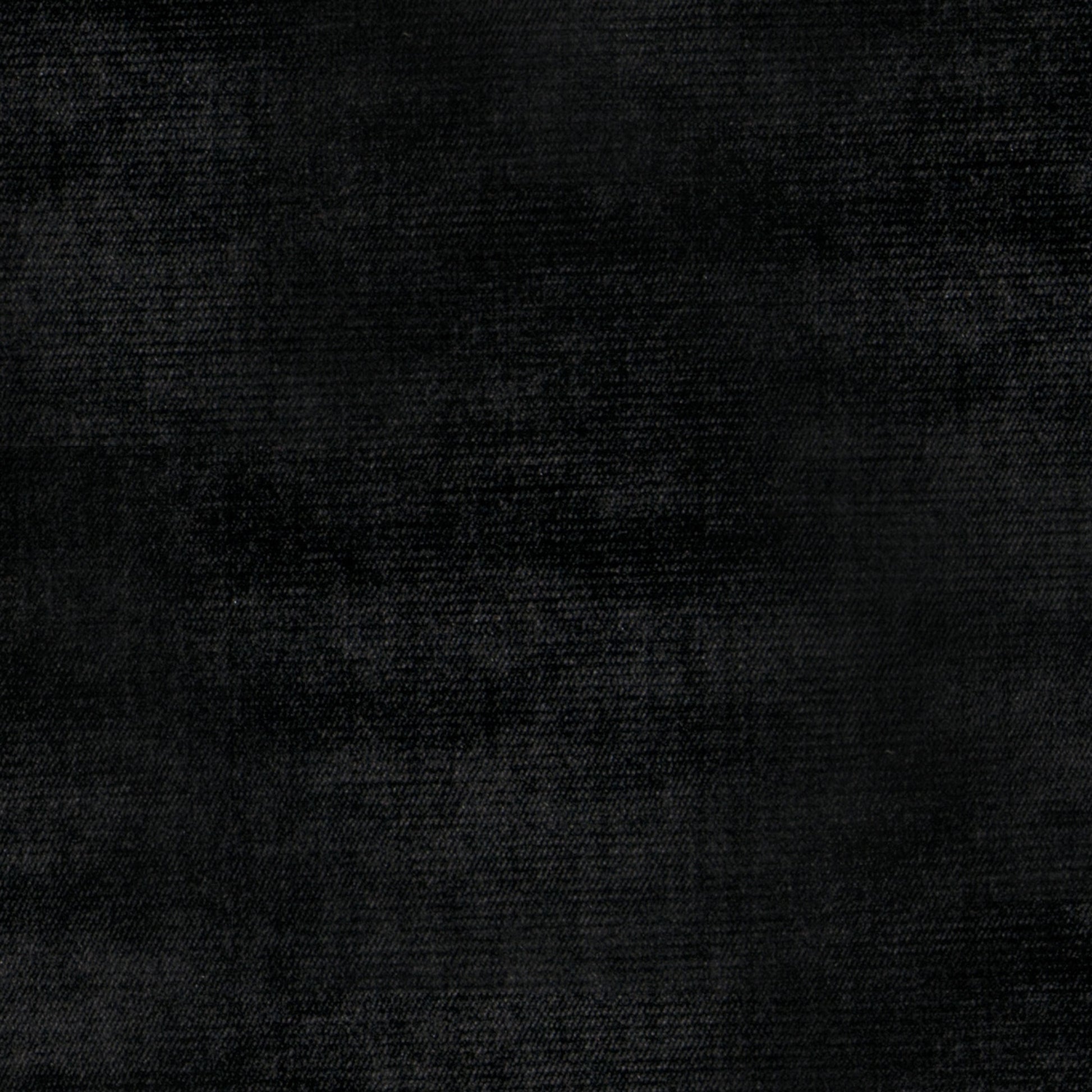 Studio Velvet Black