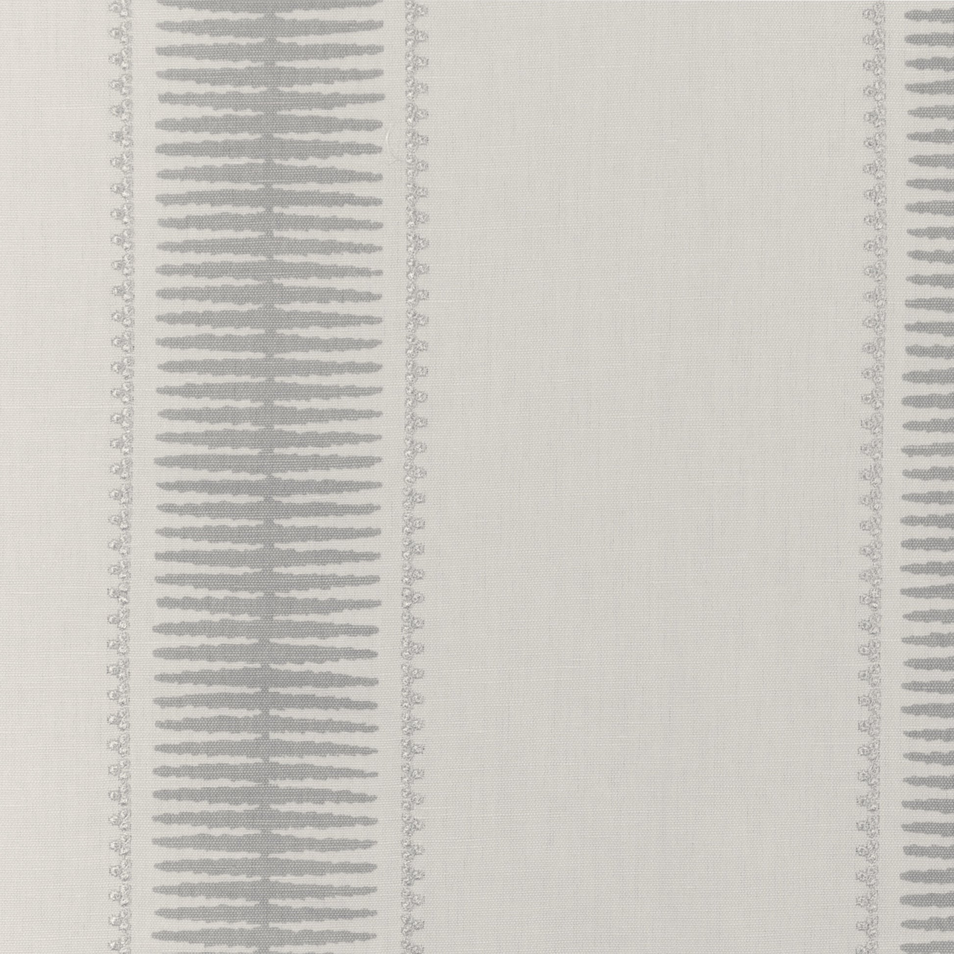 Broches (Kc) - 11 Grey