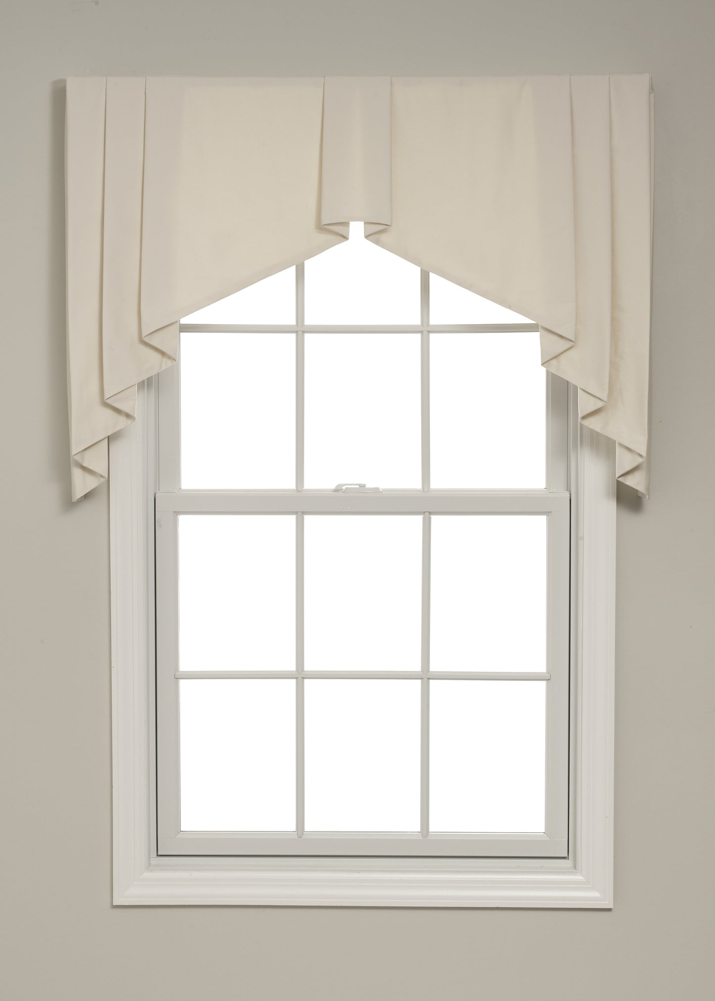 Box Pleated Tapered Valance