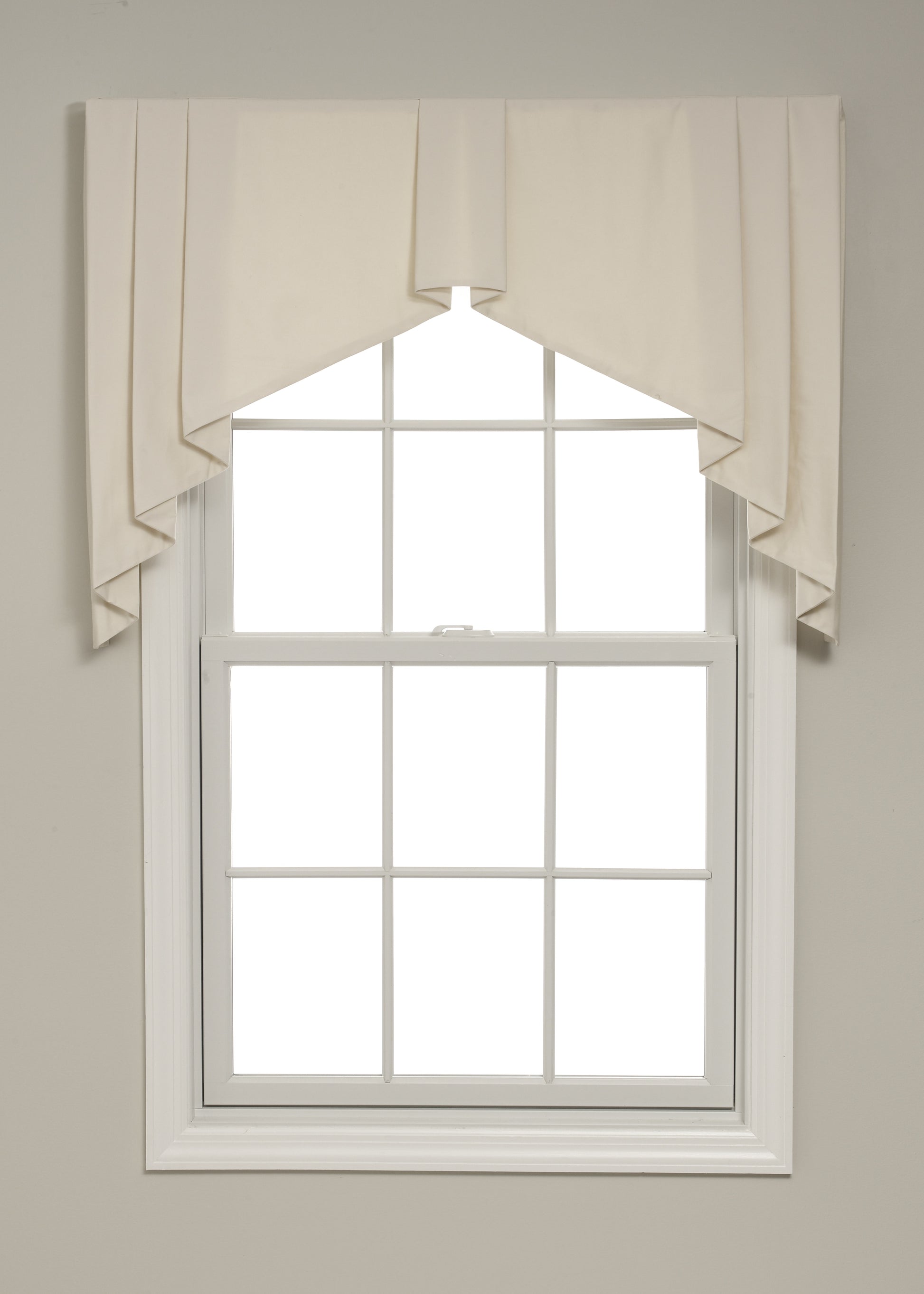 Box Pleated Tapered Valance