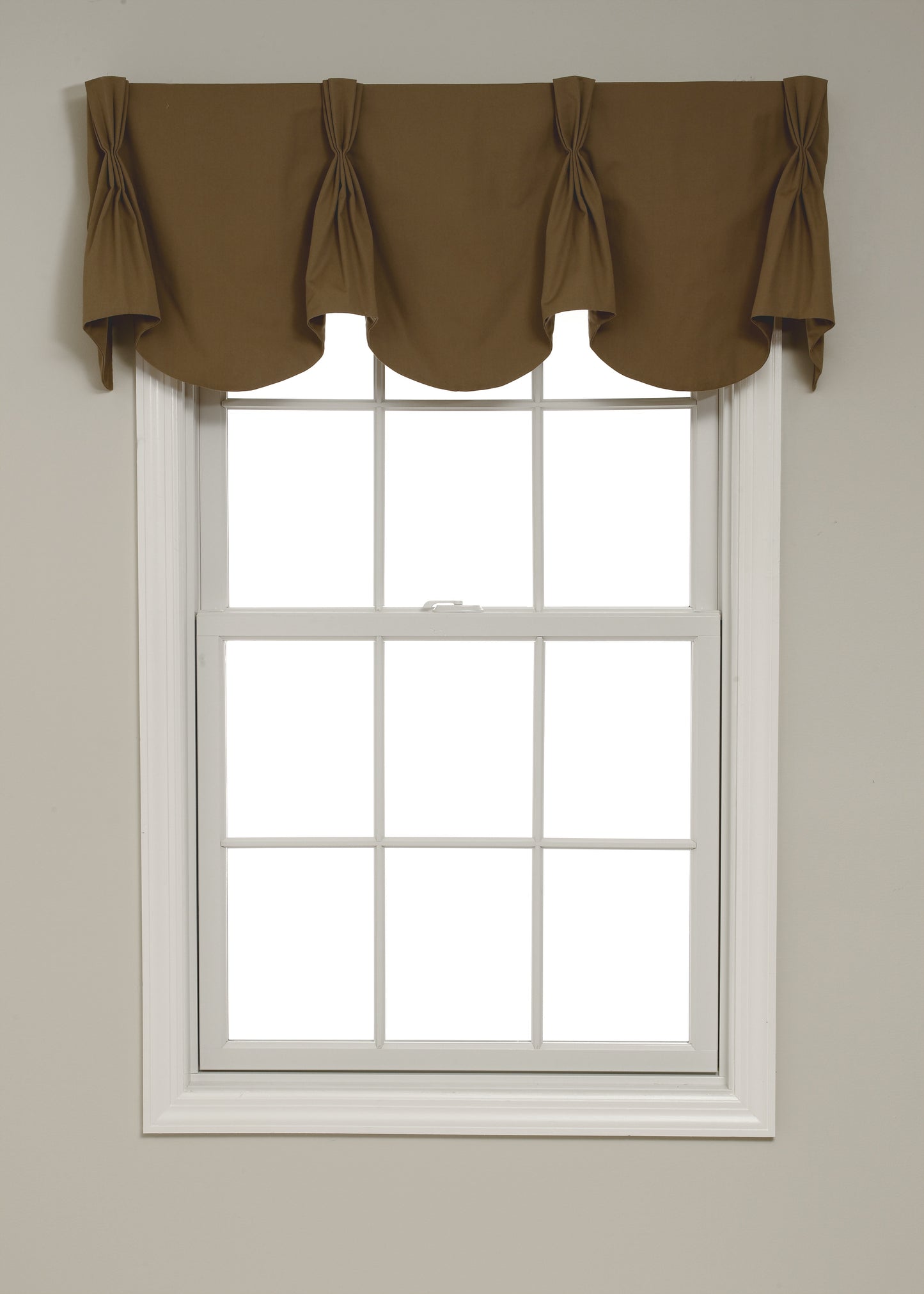 Queen Anne Valance