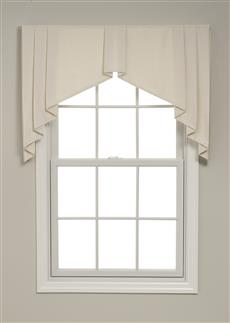 box-pleated-tapered-valance